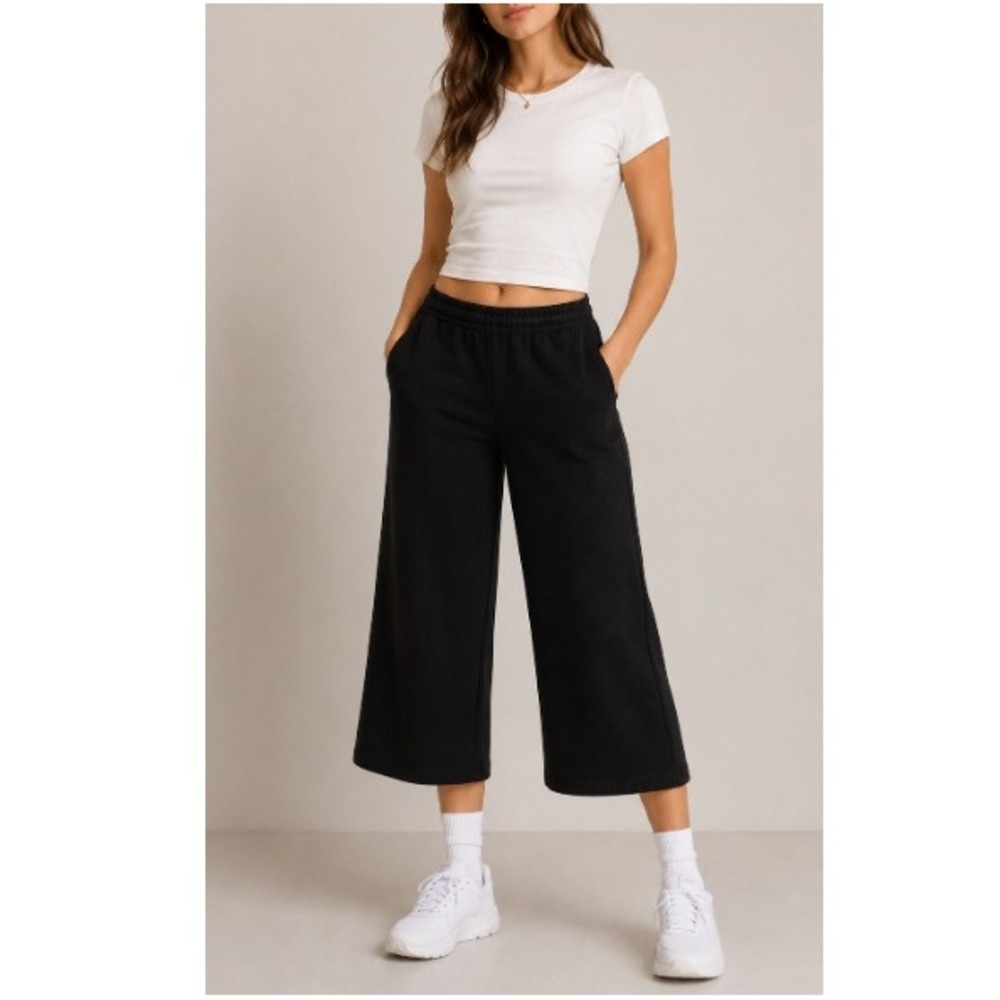 Petite Assembly Short Story Women's Black Wide Leg Cropped Pants Size XLP NWT